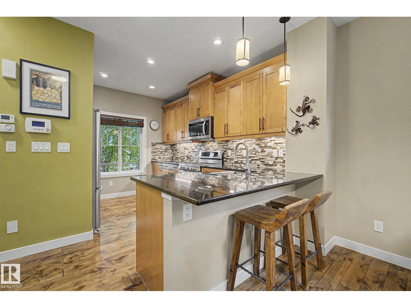 9704 221 ST NW - 6