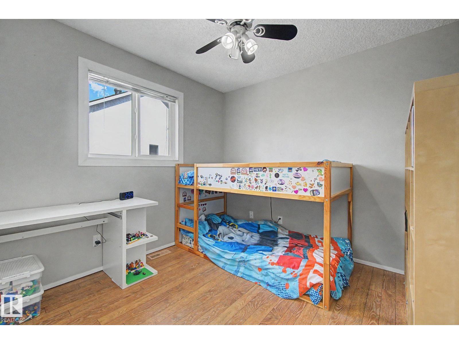 #141 5 ABERDEEN WY - 27
