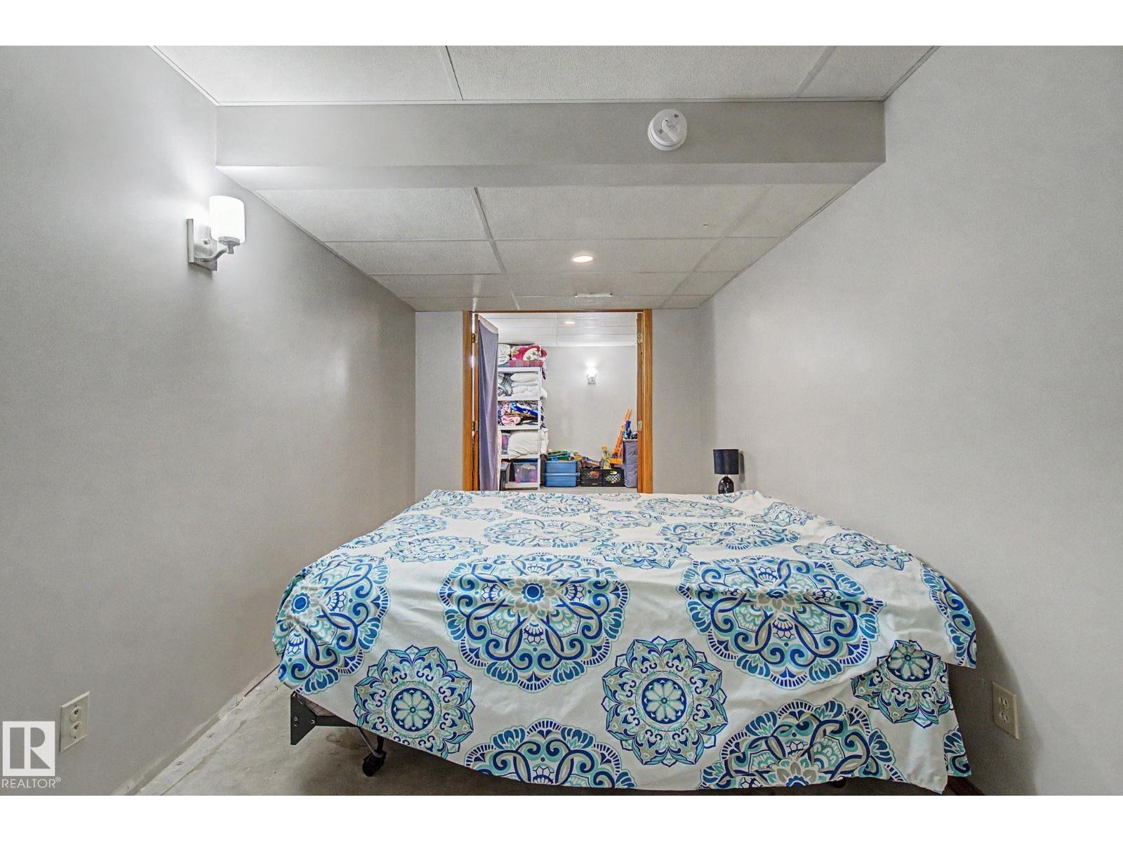 #141 5 ABERDEEN WY - 35