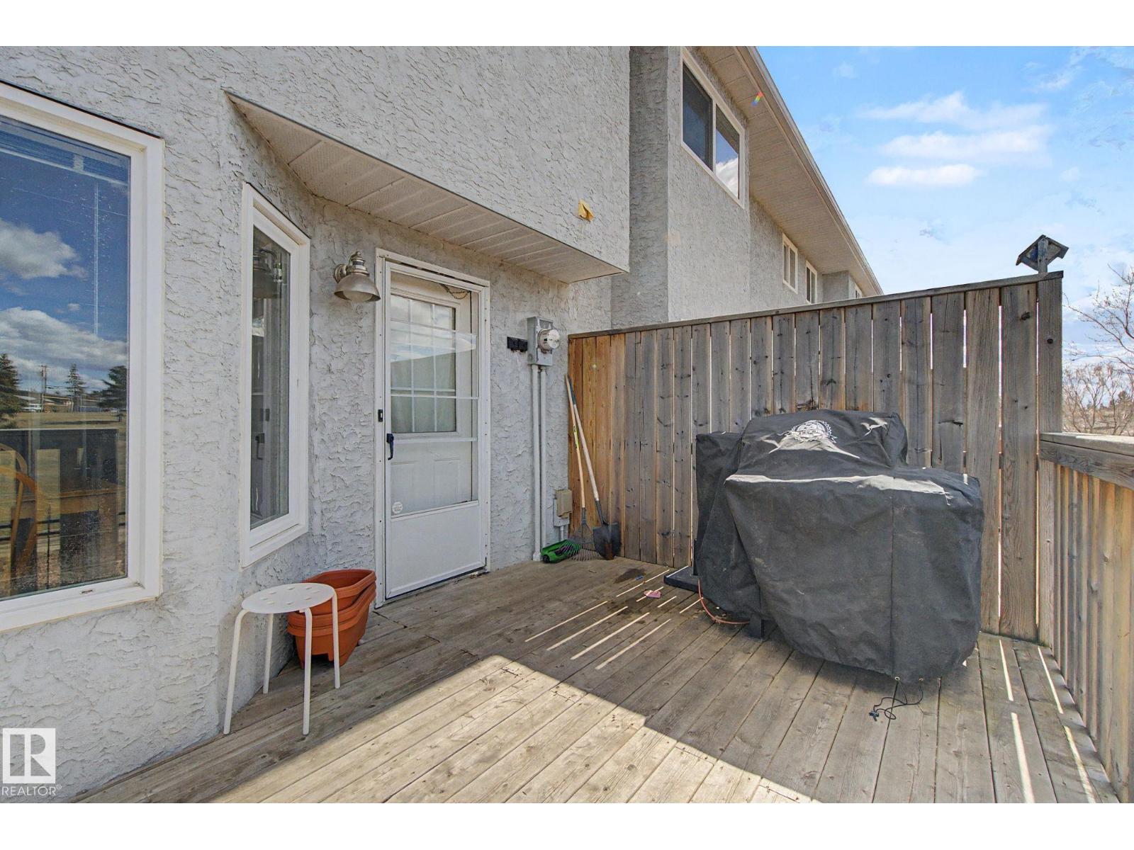 #141 5 ABERDEEN WY - 45