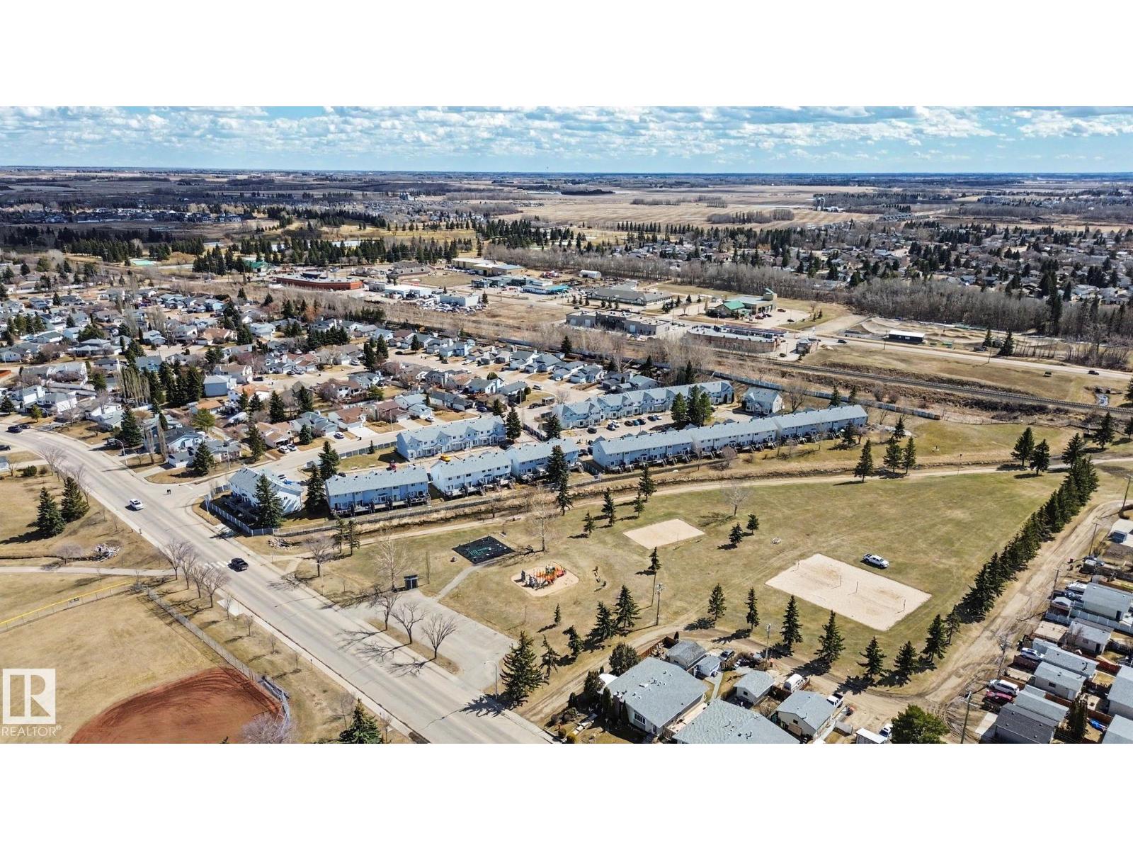 #141 5 ABERDEEN WY - 57