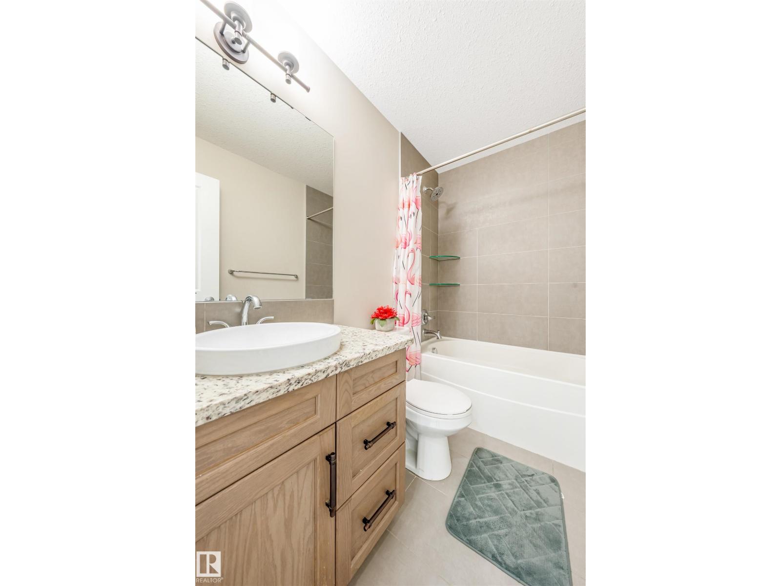 5907 19 AV SW - 24