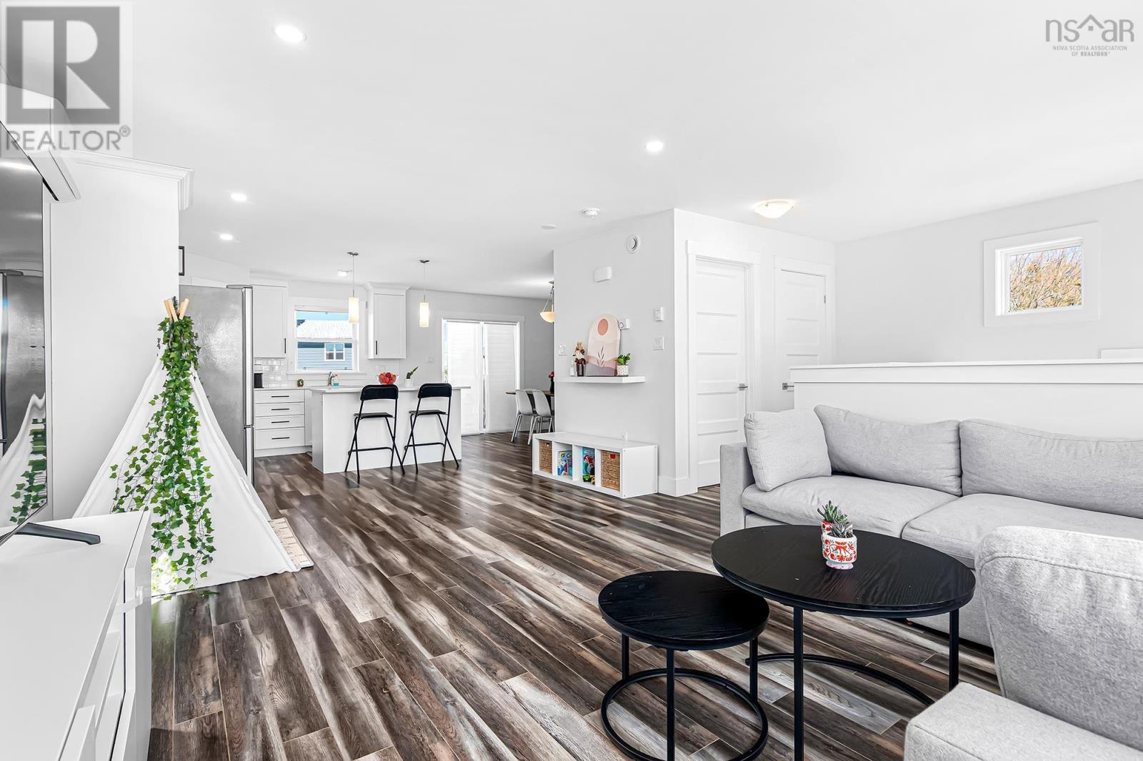 73 Boyne Court - 5