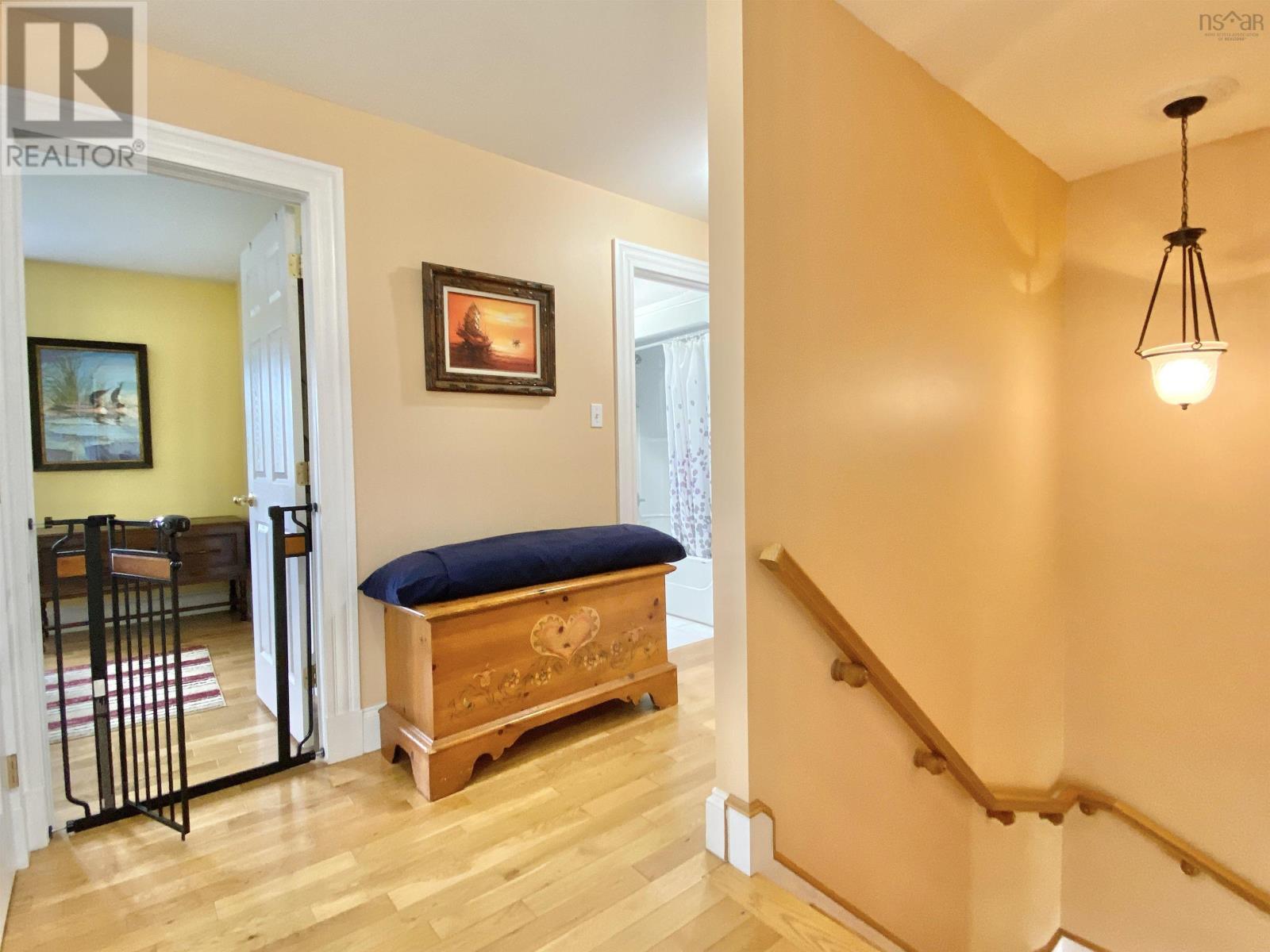 697 Belmont Road - 21