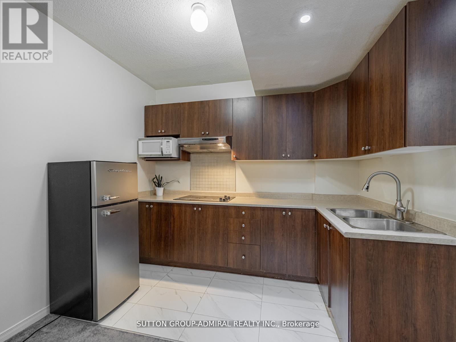 101 RIVER ROCK CRESCENT - 21
