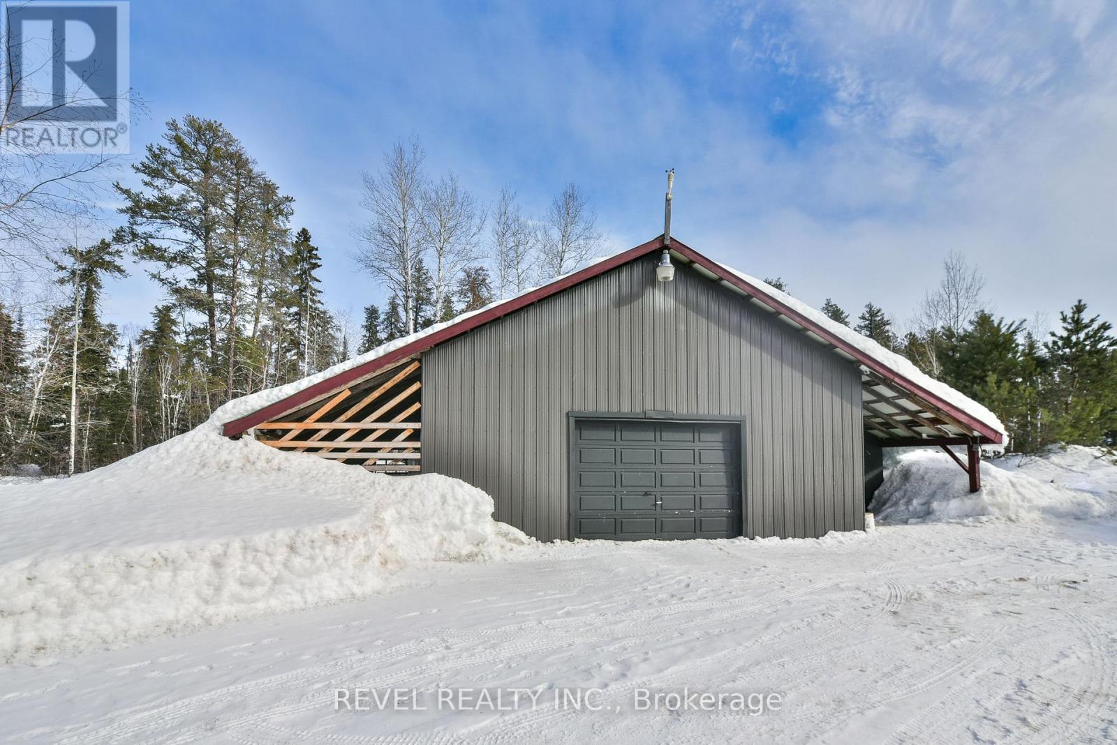 978 MUNICIPAL ROAD - 5