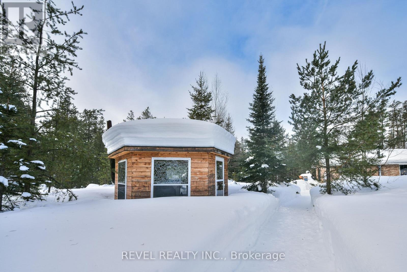 978 MUNICIPAL ROAD - 6