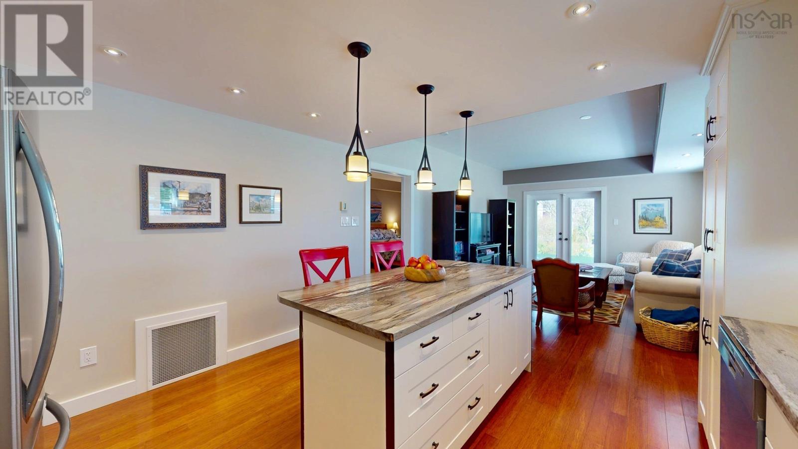 #101 42 Bigelow Street - 22