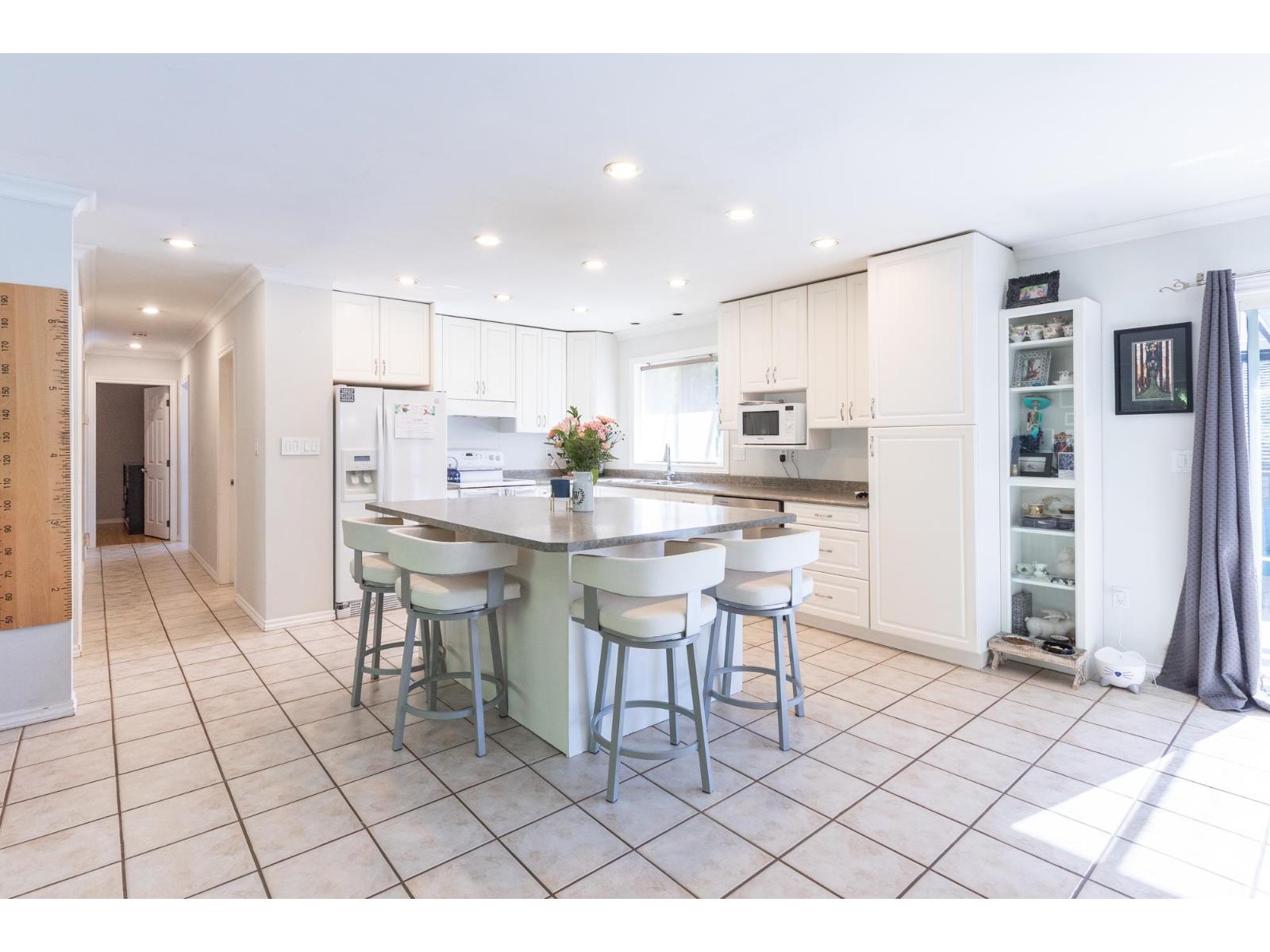 3874 200A STREET, Langley