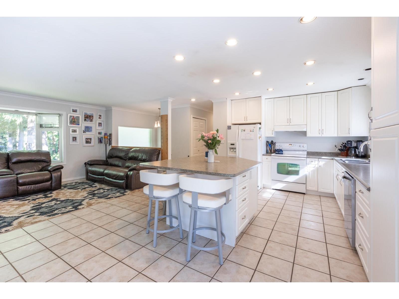 3874 200A STREET, Langley