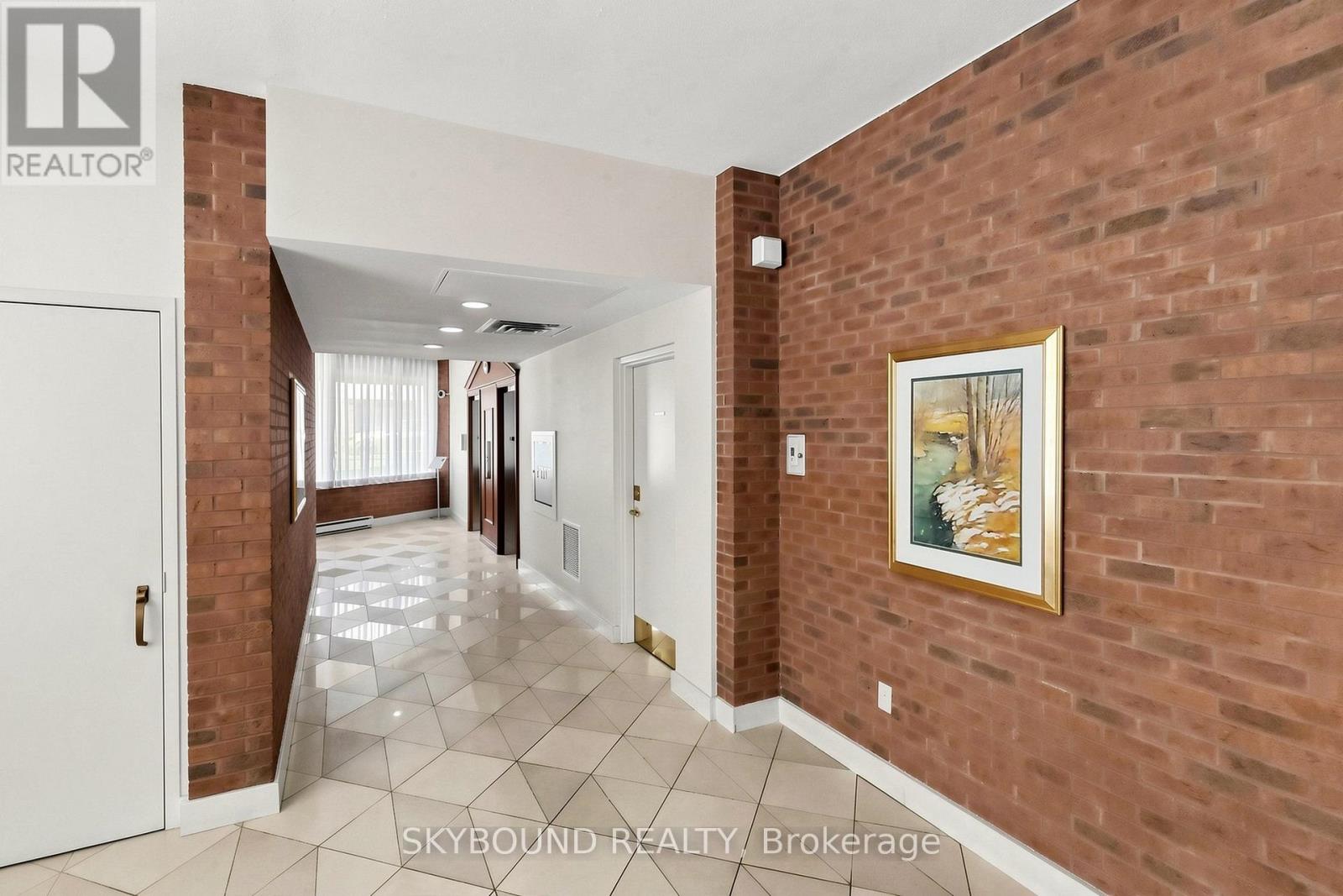 #401 135 GEORGE STREET S - 4