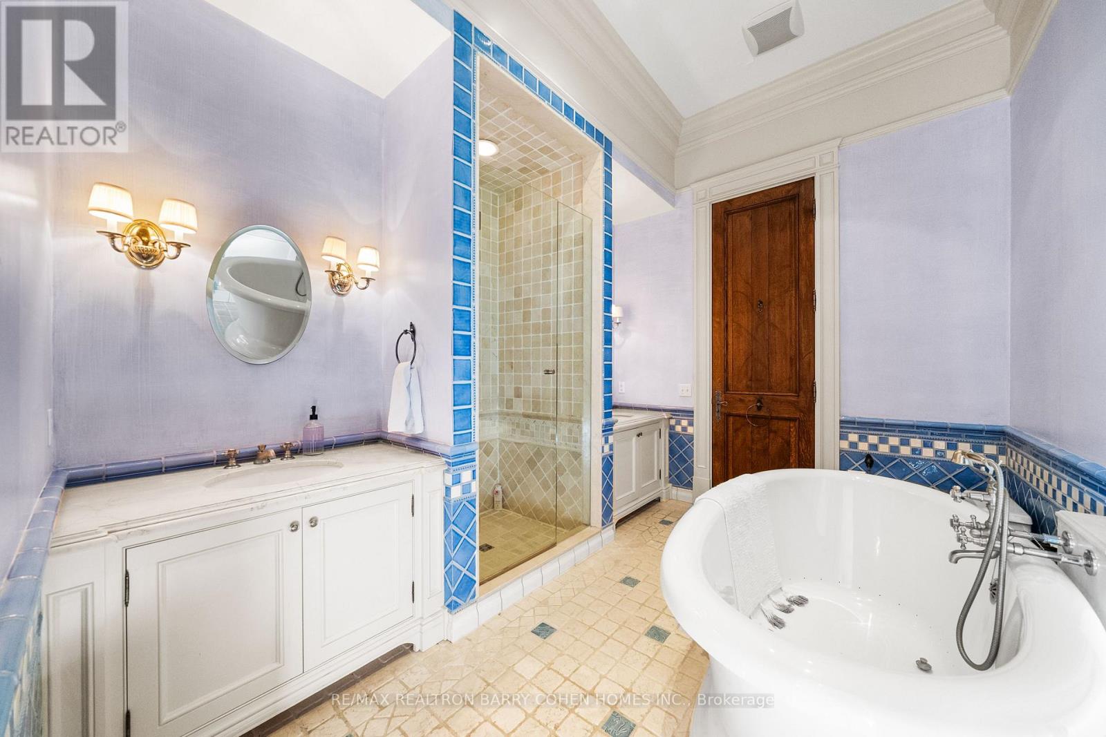 85 THE BRIDLE PATH - 23