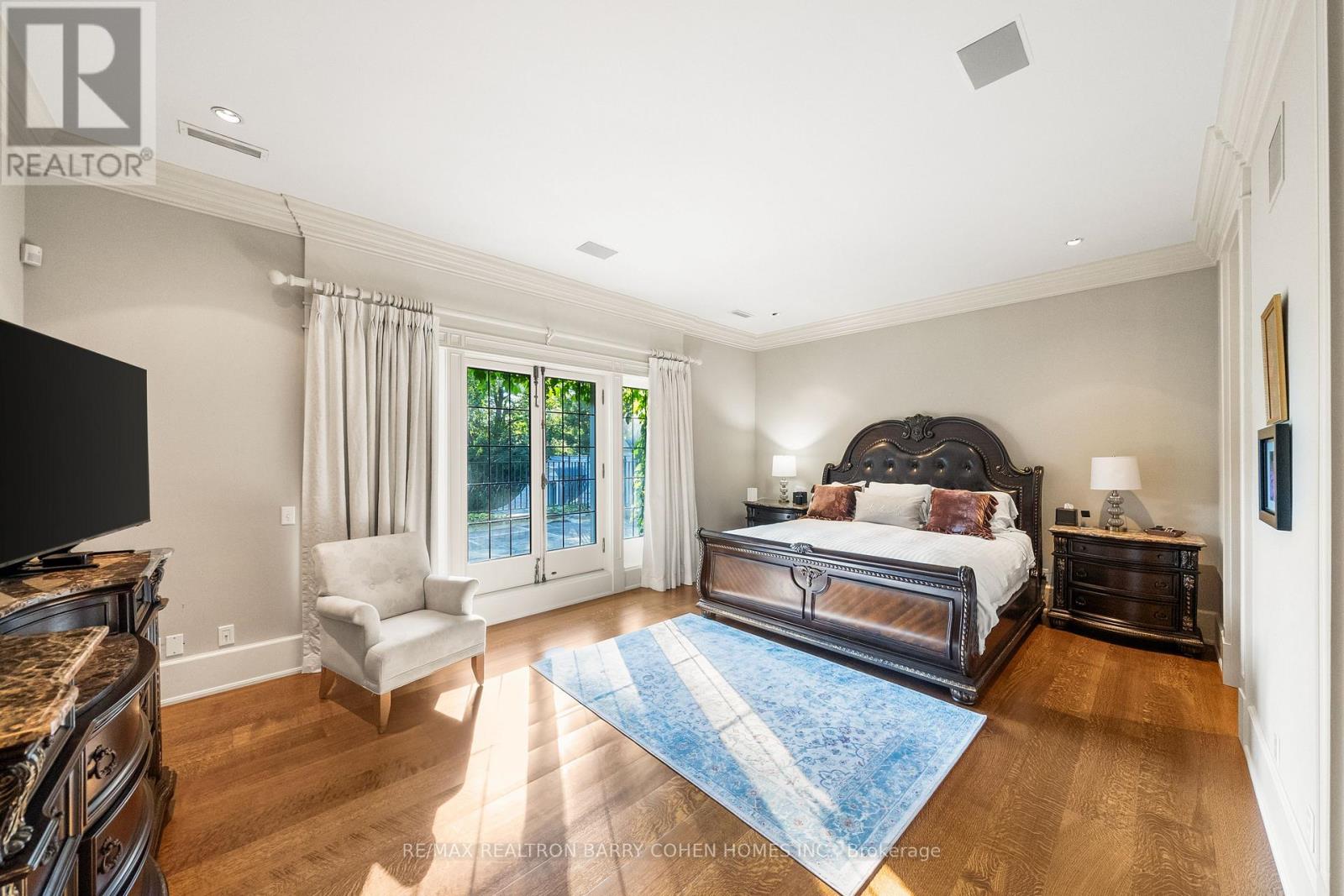 85 THE BRIDLE PATH - 25