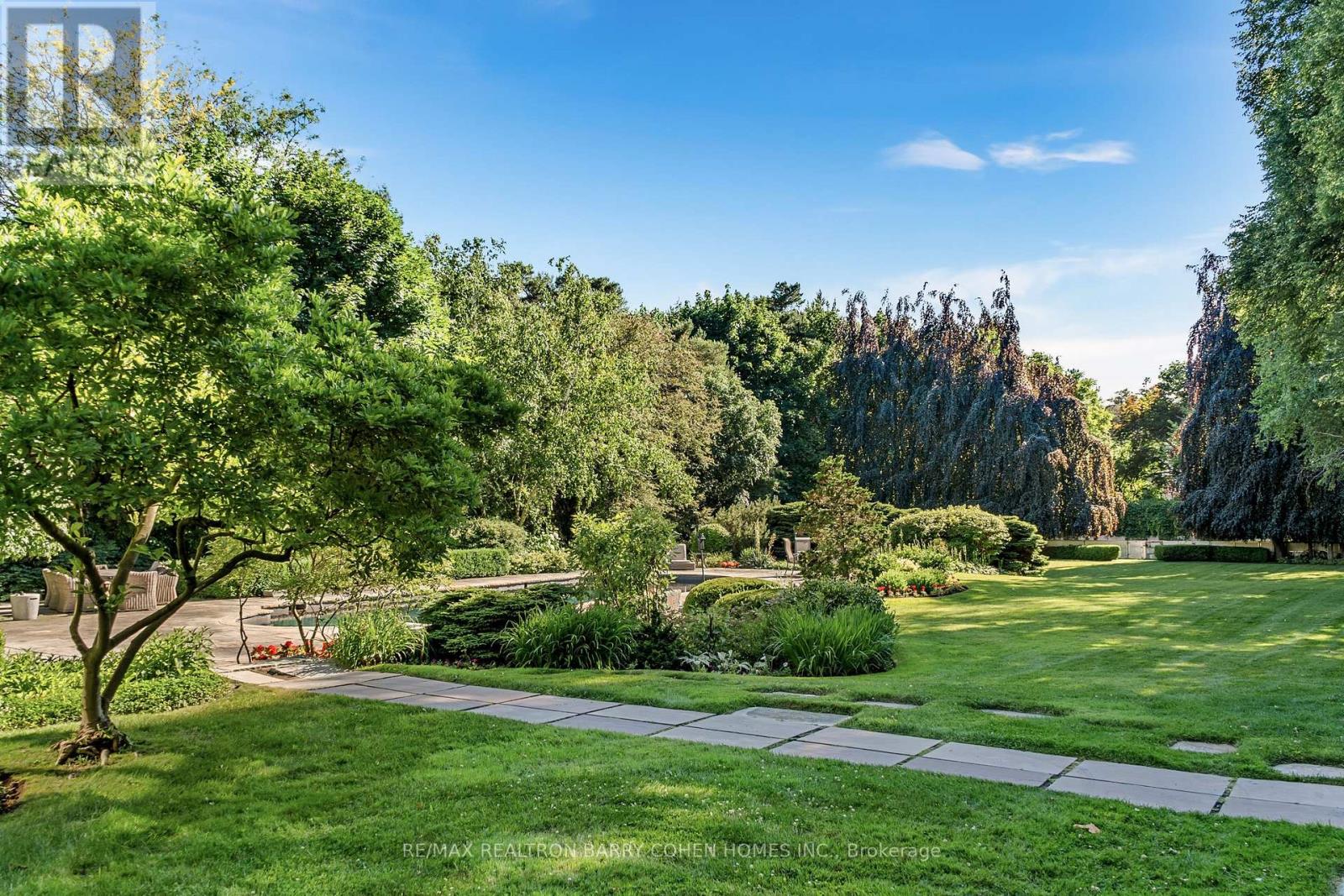 85 THE BRIDLE PATH - 32