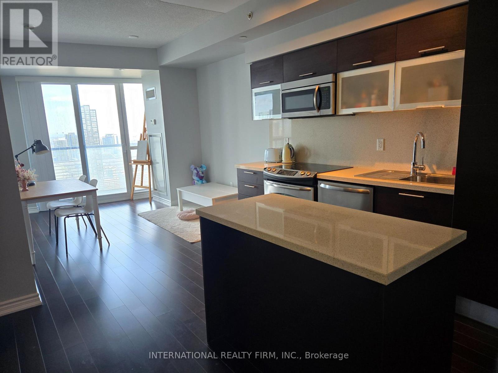 Listing photo of 3404 - 386 YONGE STREET