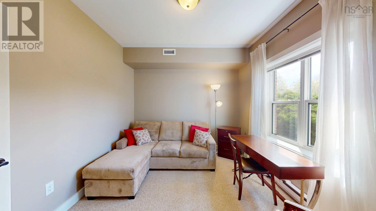 #101 42 Bigelow Street - 8