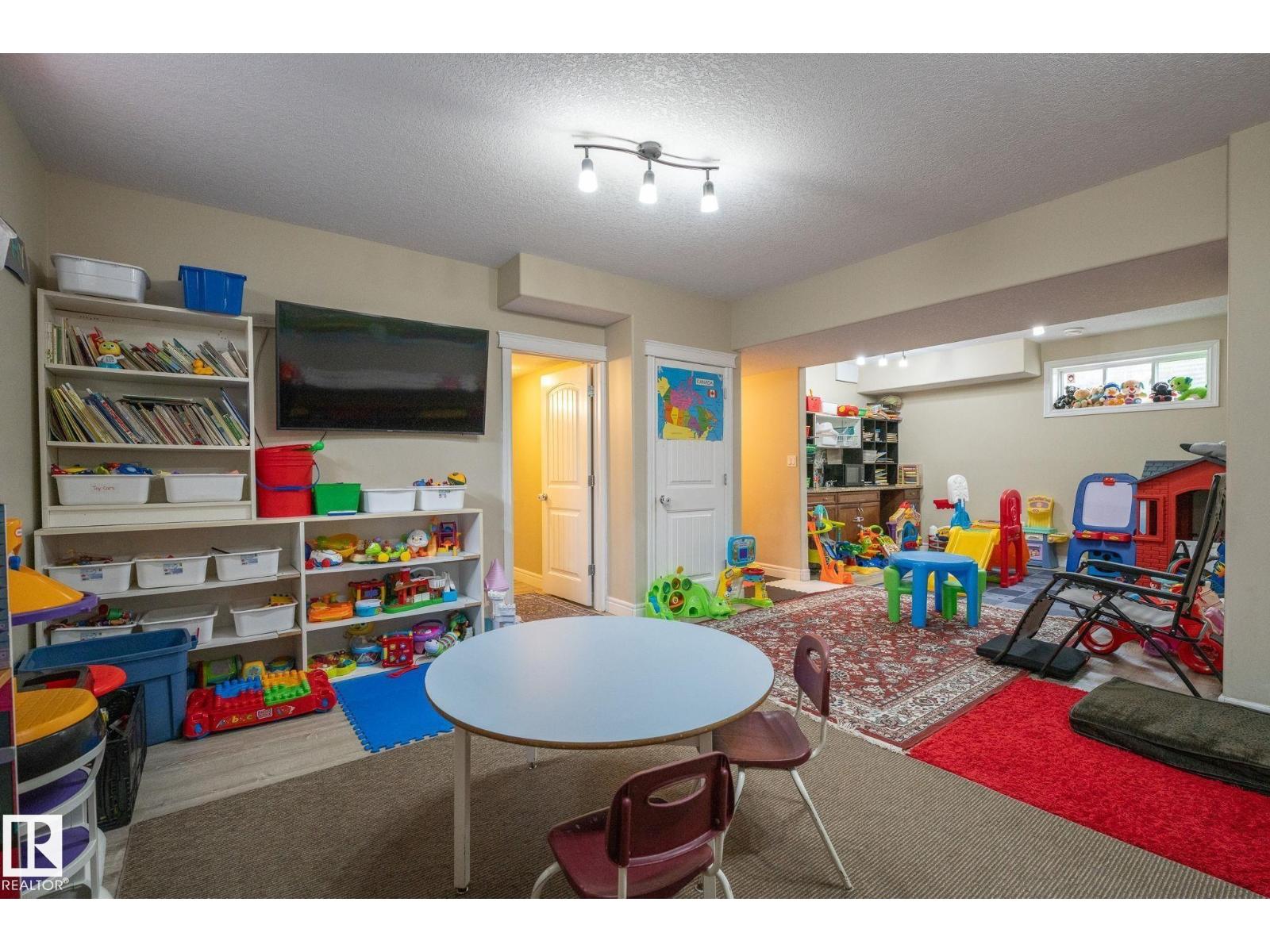 1033 CHAHLEY LN NW - 17