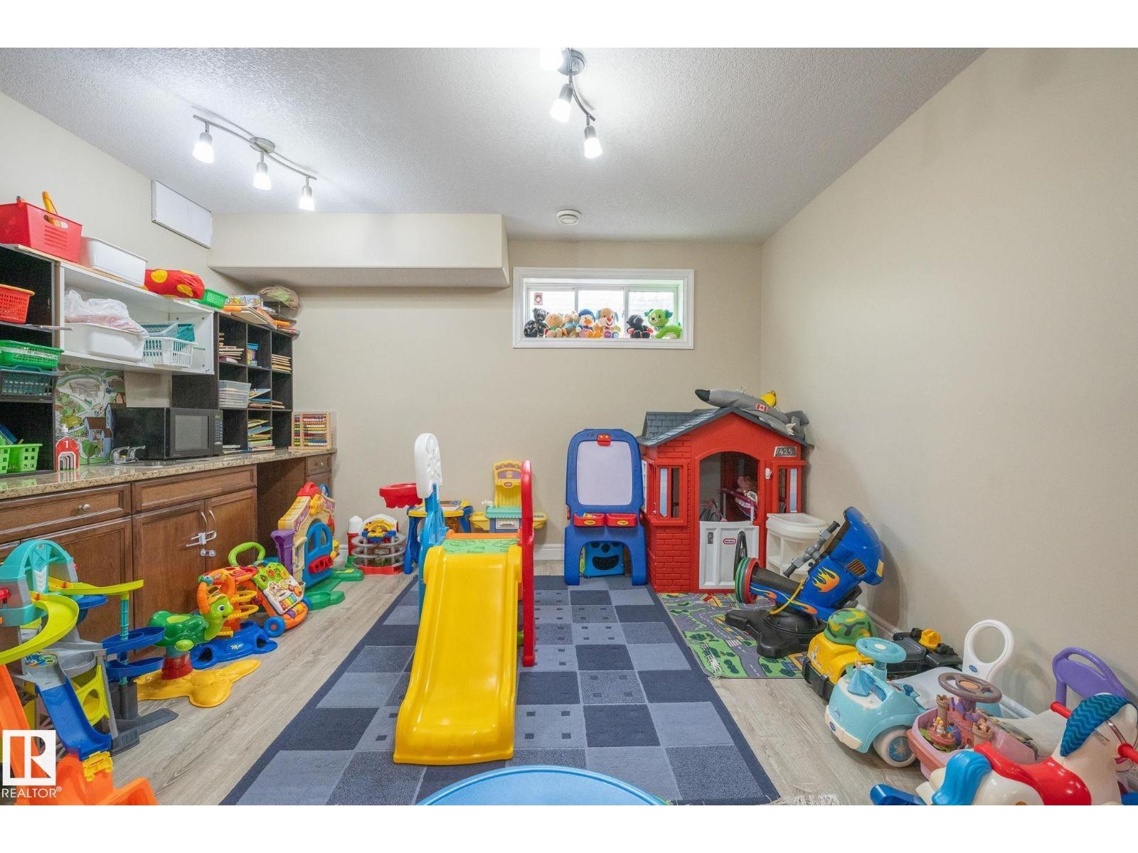1033 CHAHLEY LN NW - 19