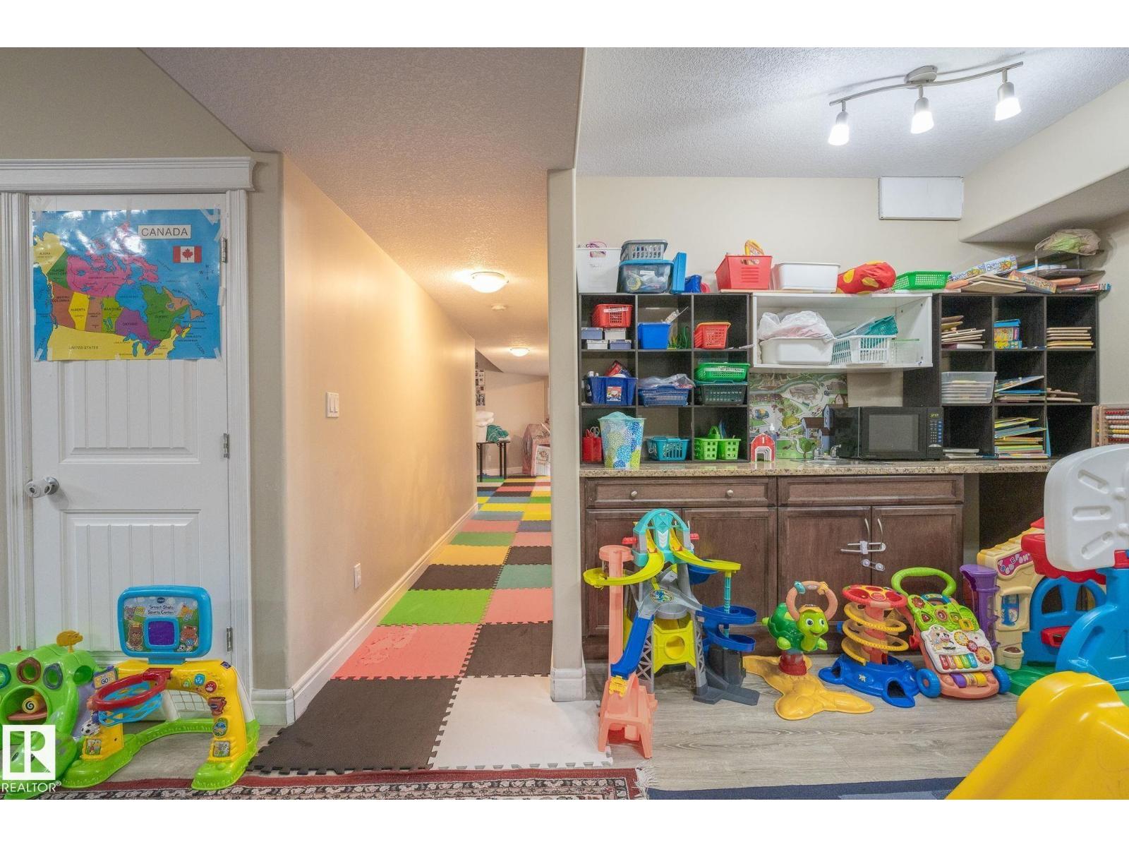 1033 CHAHLEY LN NW - 20