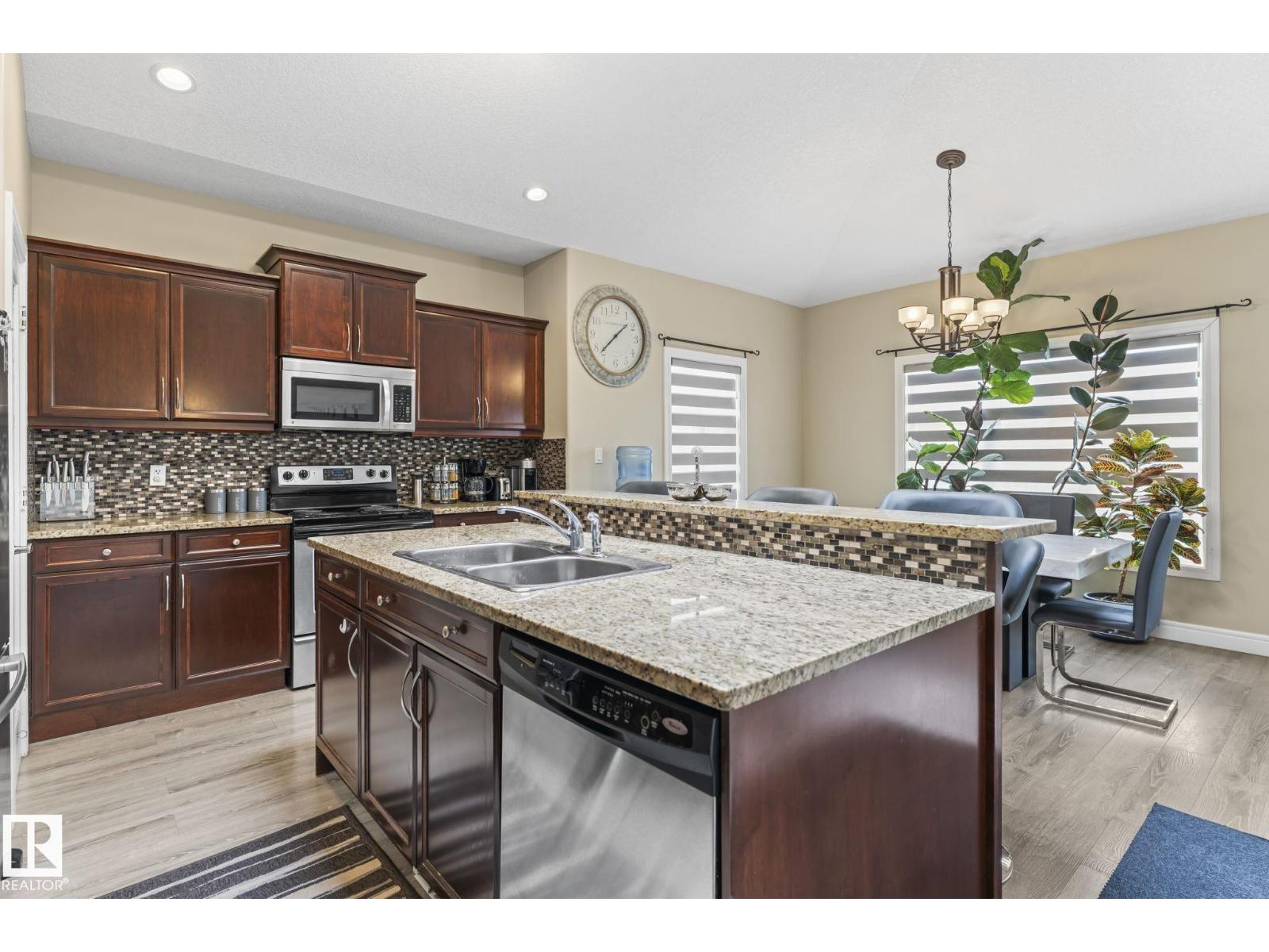 1033 CHAHLEY LN NW - 32