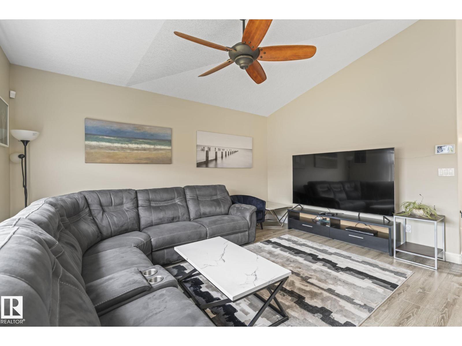 1033 CHAHLEY LN NW - 39