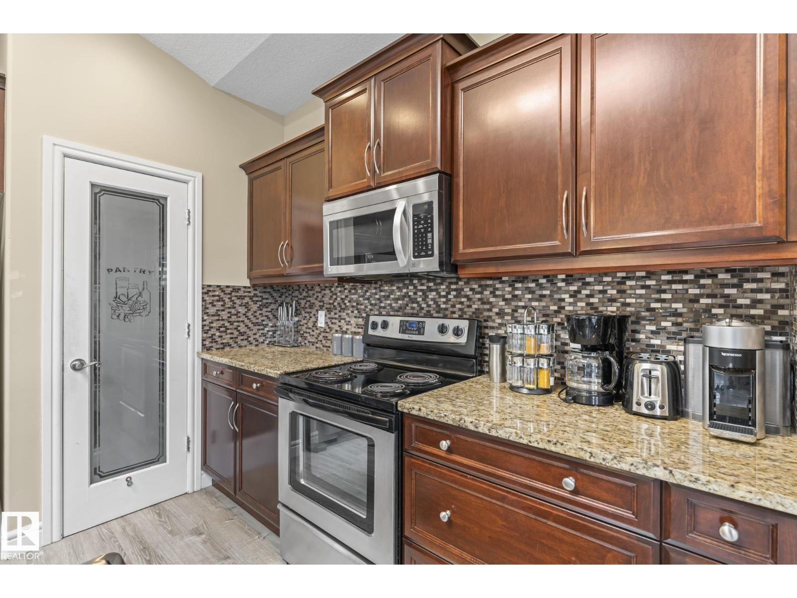 1033 CHAHLEY LN NW - 33