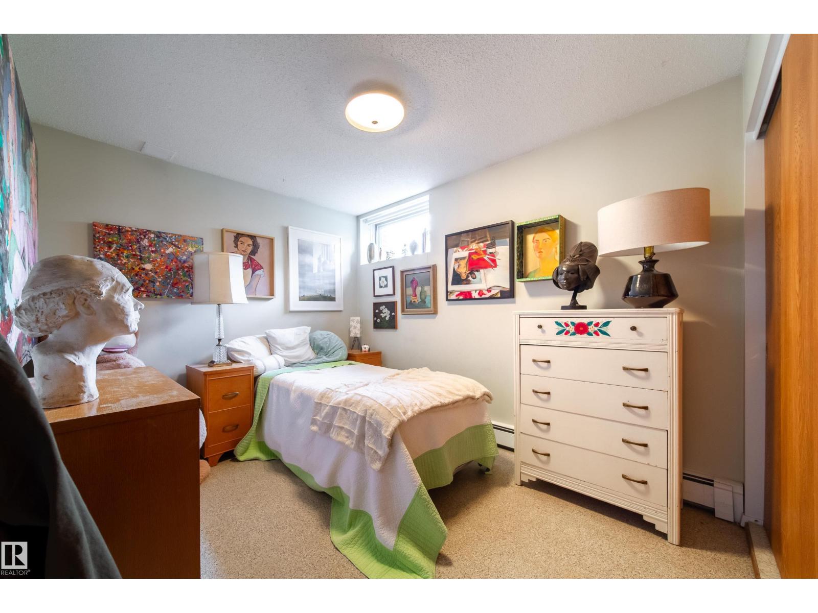 8703 137 ST NW - 65