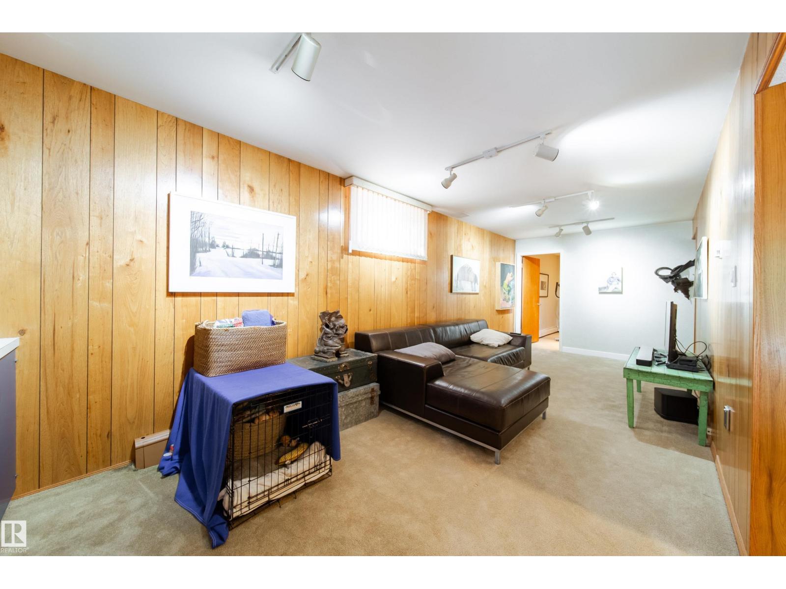8703 137 ST NW - 59