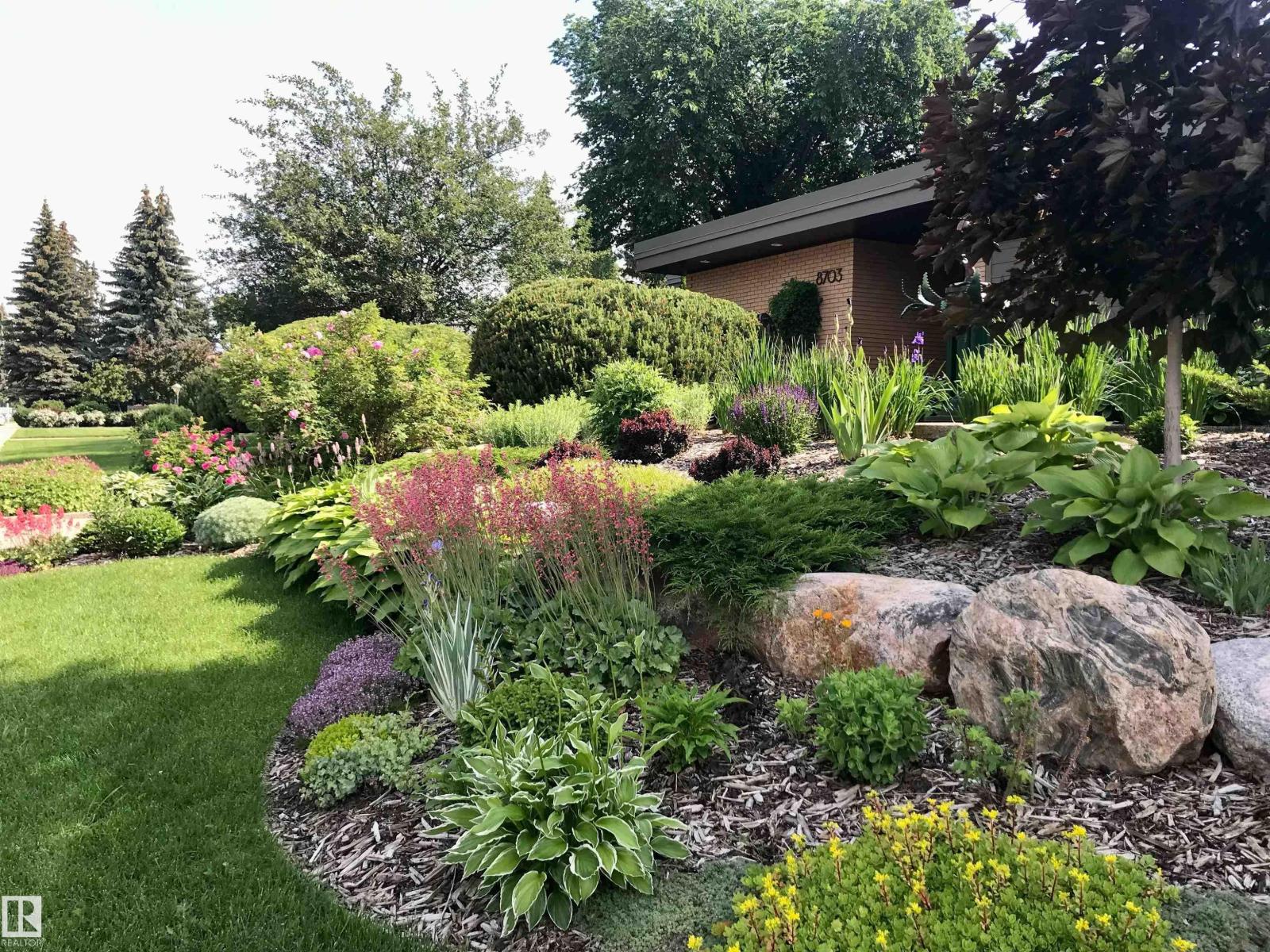 8703 137 ST NW - Image 3