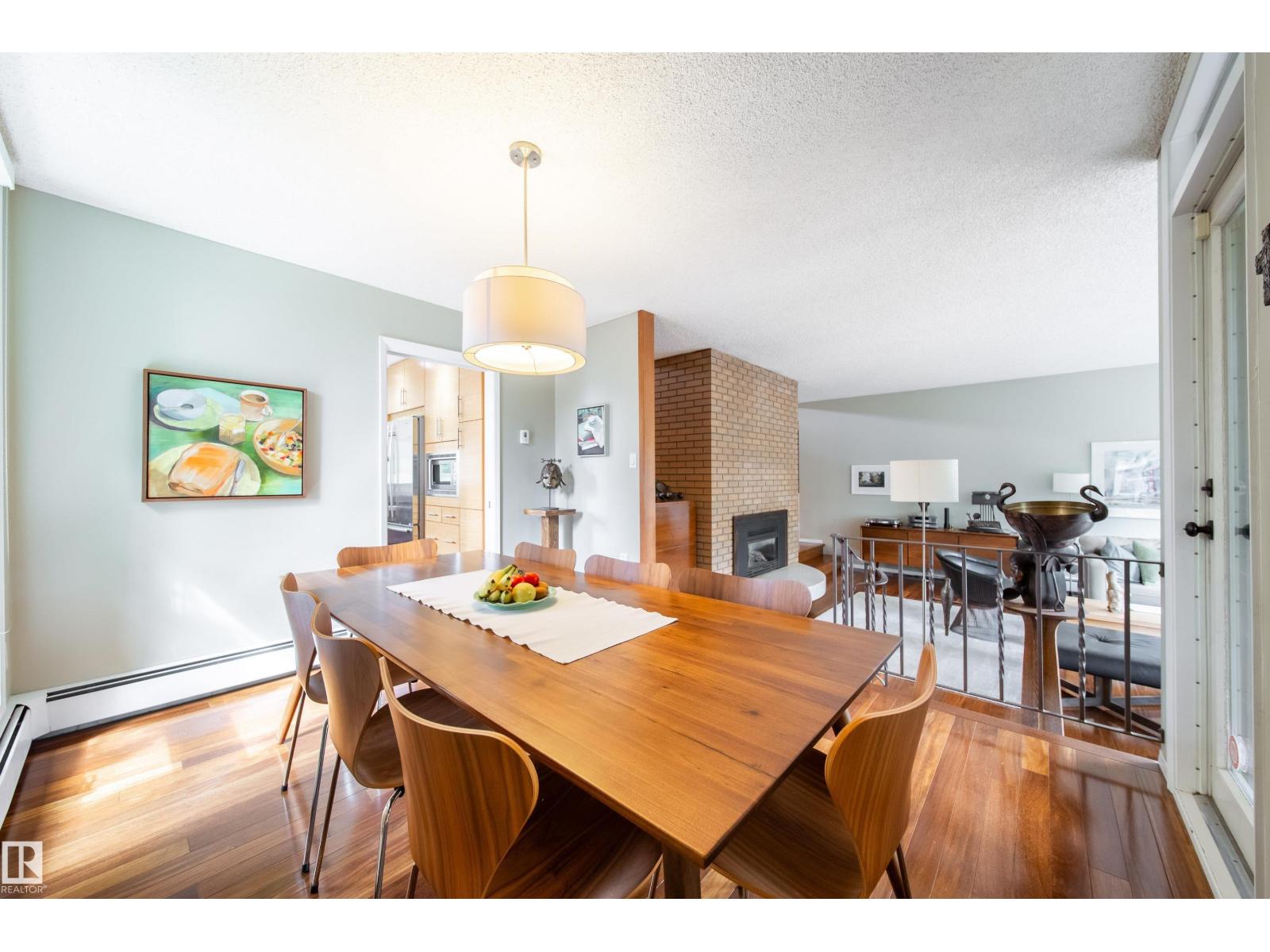 8703 137 ST NW - 20