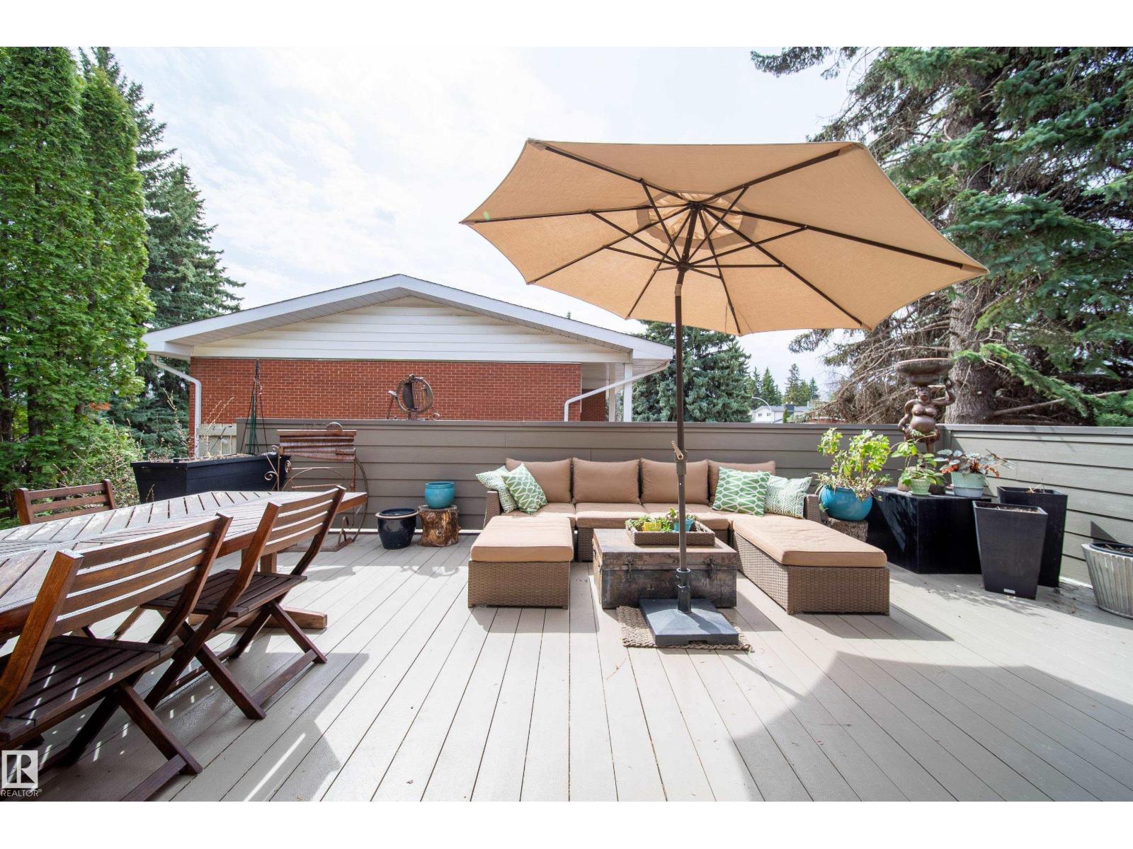 8703 137 ST NW - 28