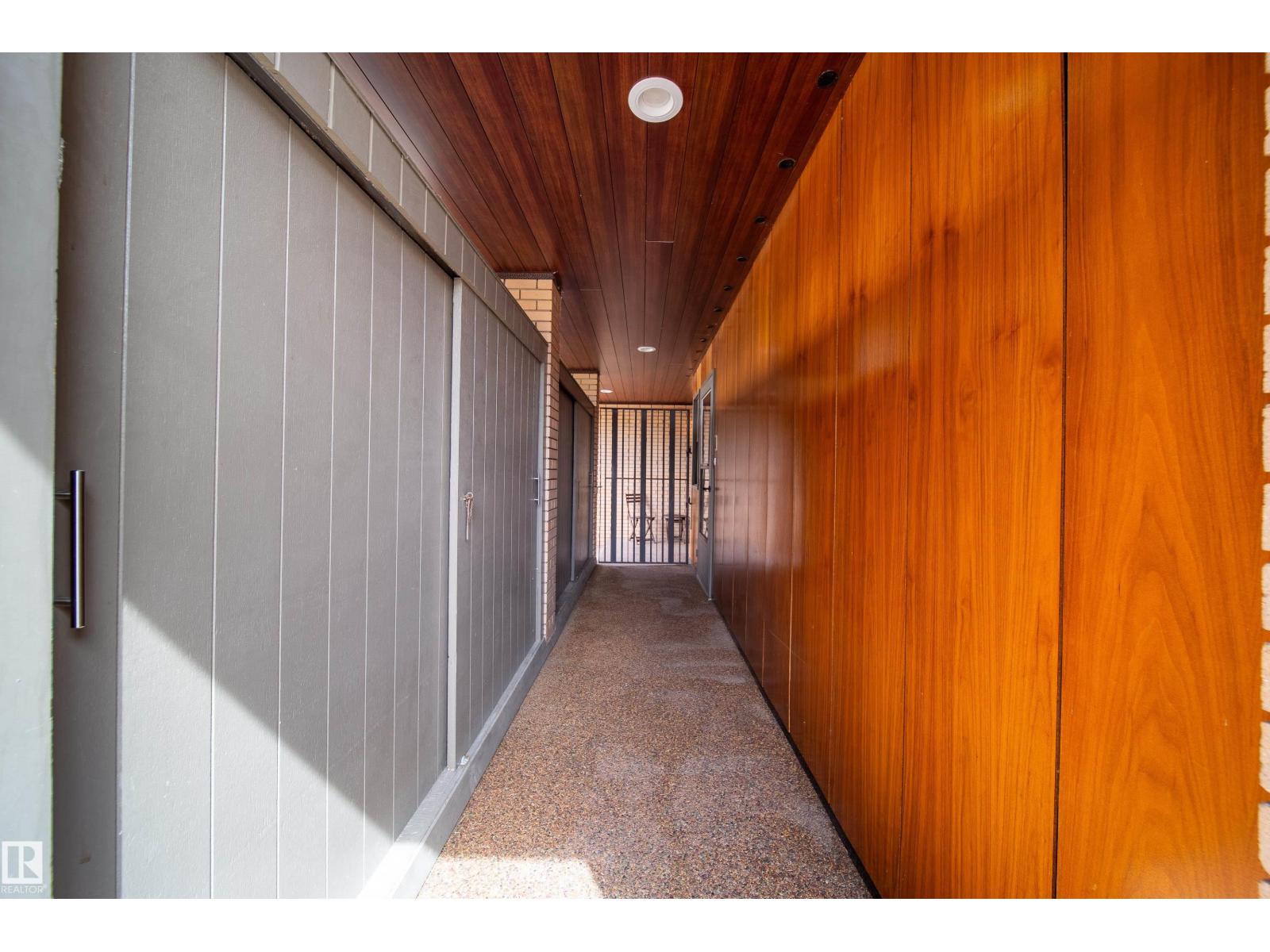 8703 137 ST NW - 30