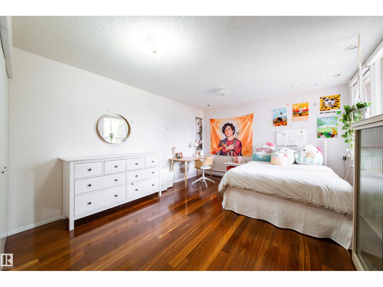 8703 137 ST NW - 50