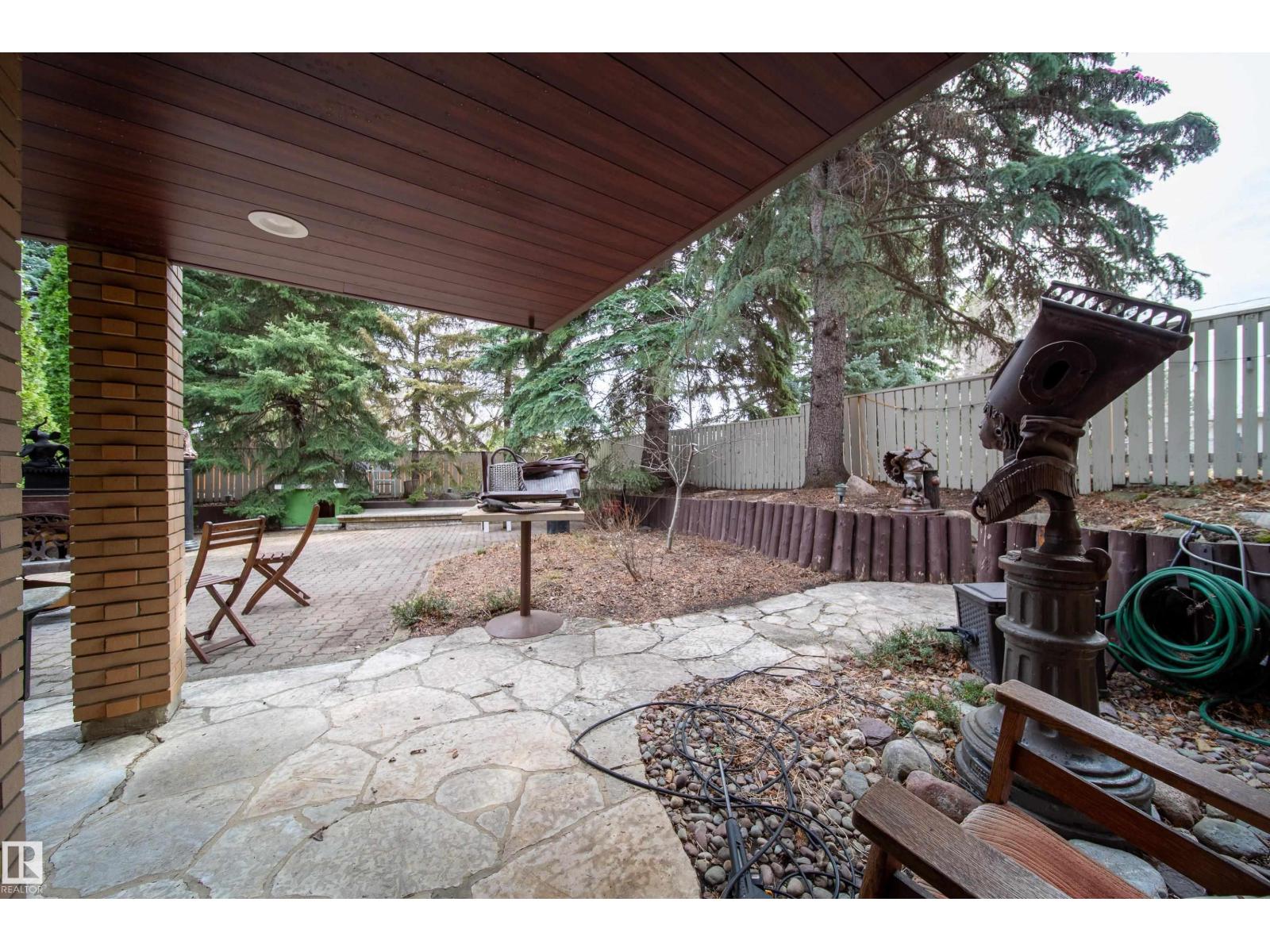 8703 137 ST NW - 70
