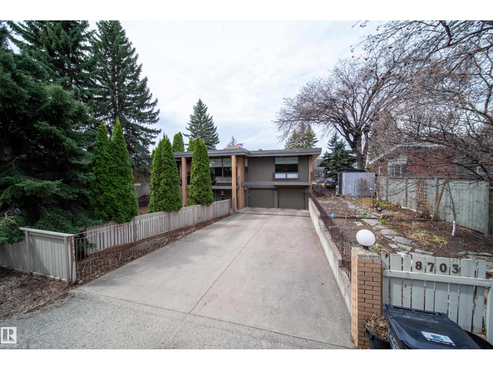 8703 137 ST NW - 73