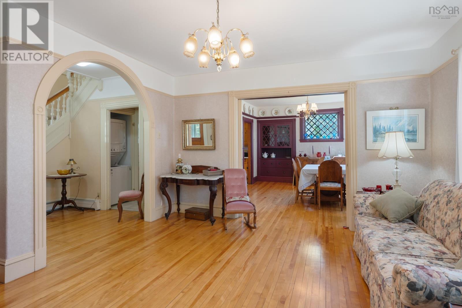 374 Main Street - 17