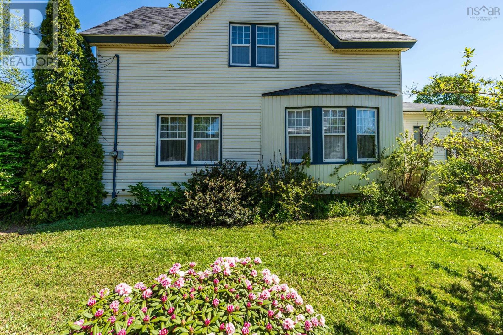 374 Main Street - 4