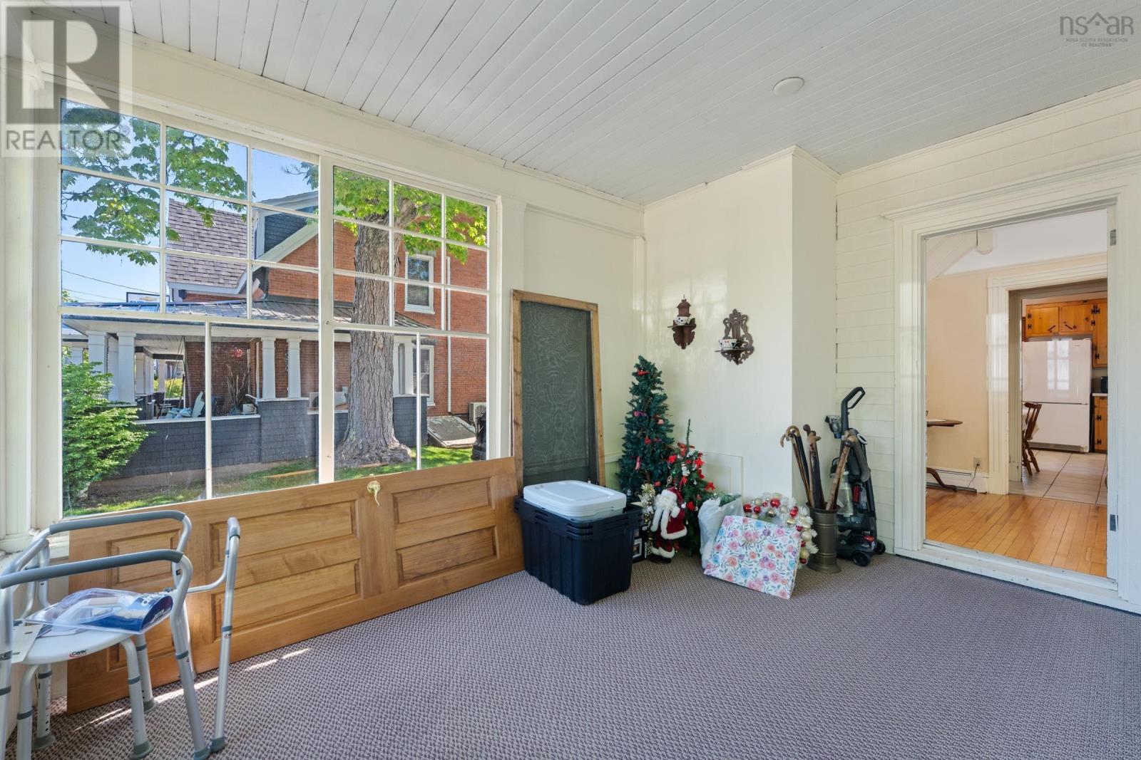 374 Main Street - 23