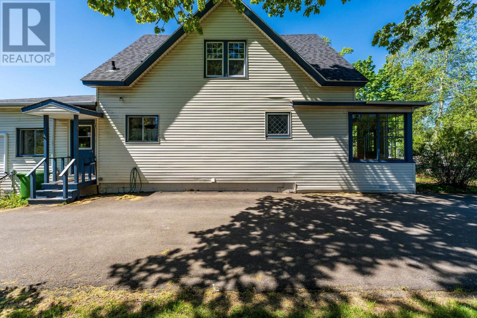 374 Main Street - 40