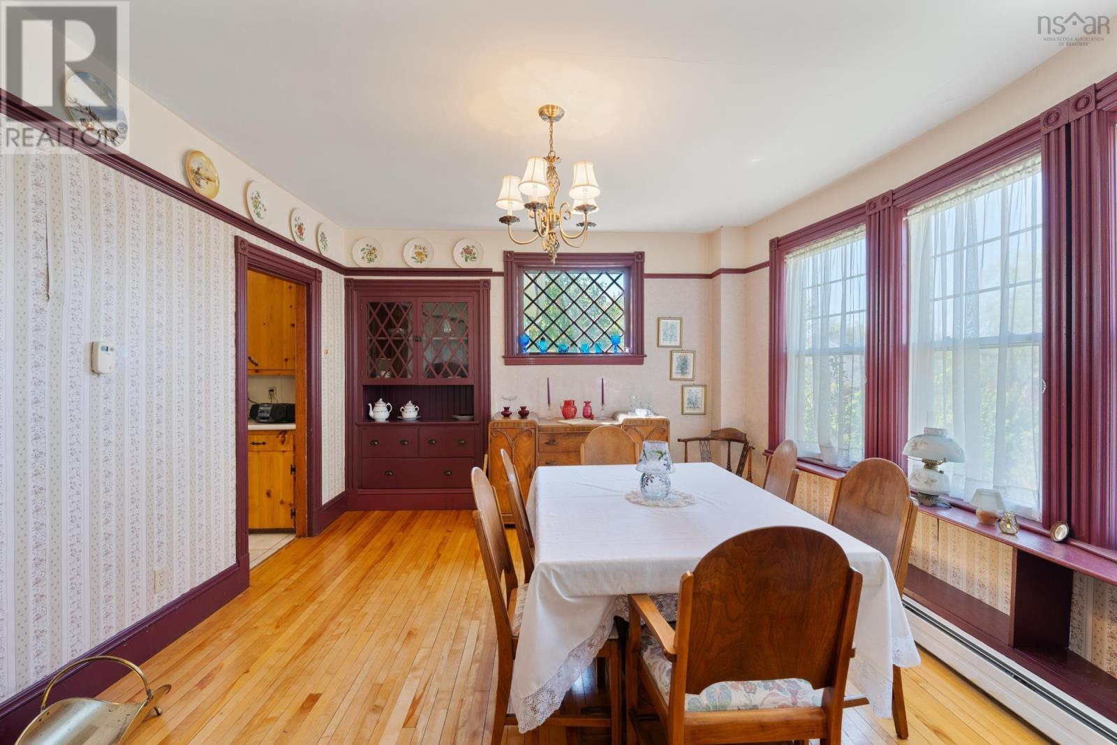 374 Main Street - 13