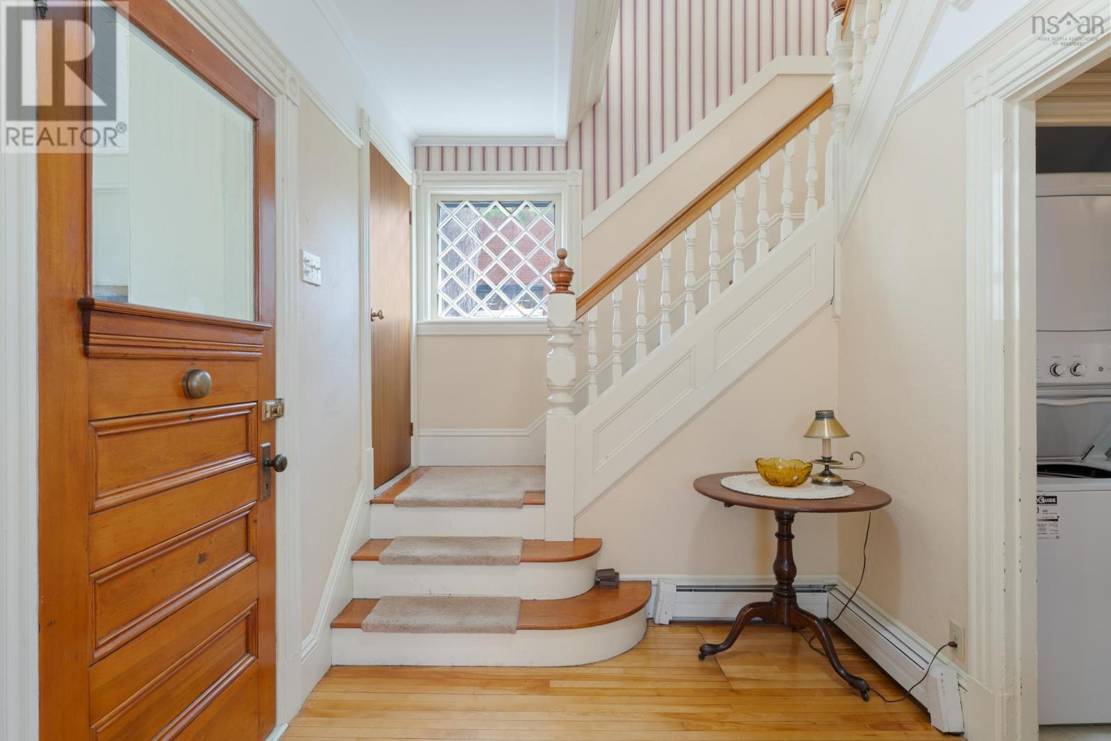 374 Main Street - 26