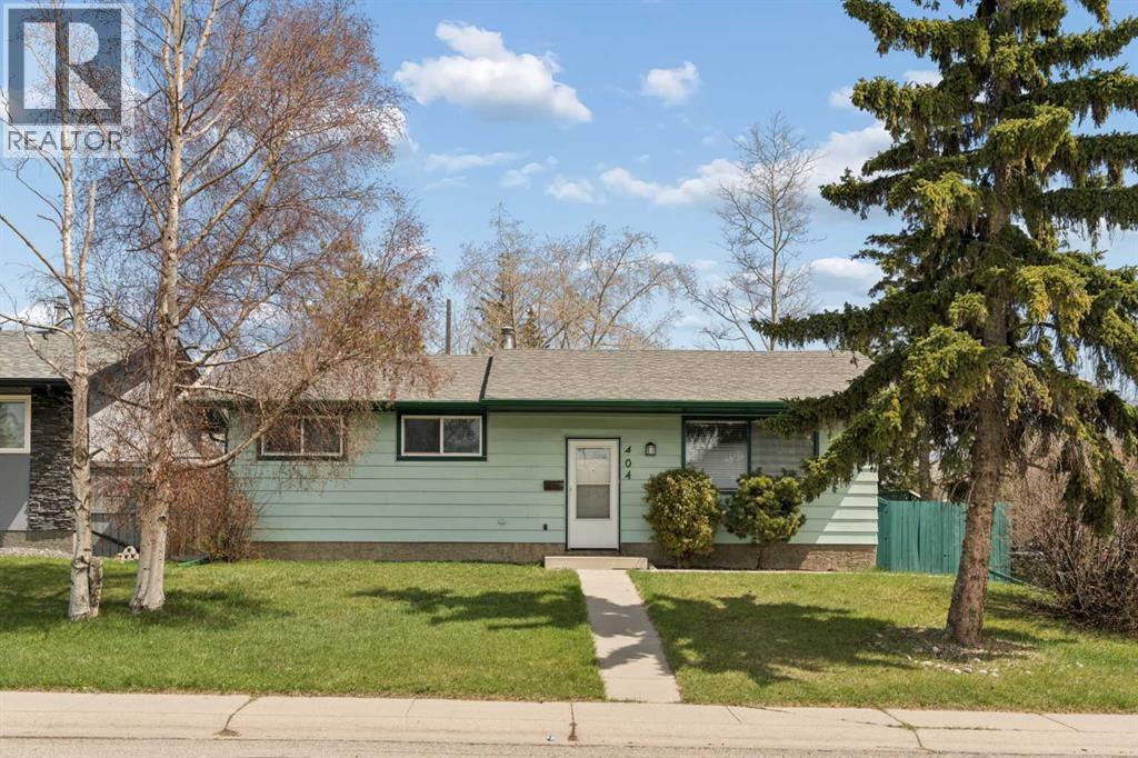 404 Manora Way NE - Image 2