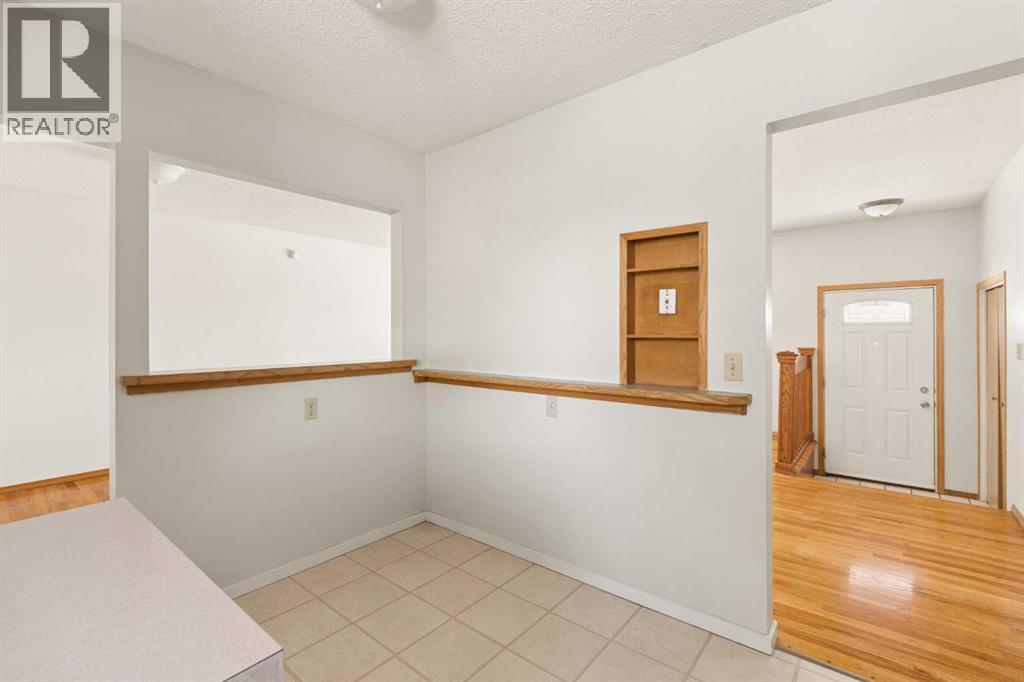 404 Manora Way NE - 19