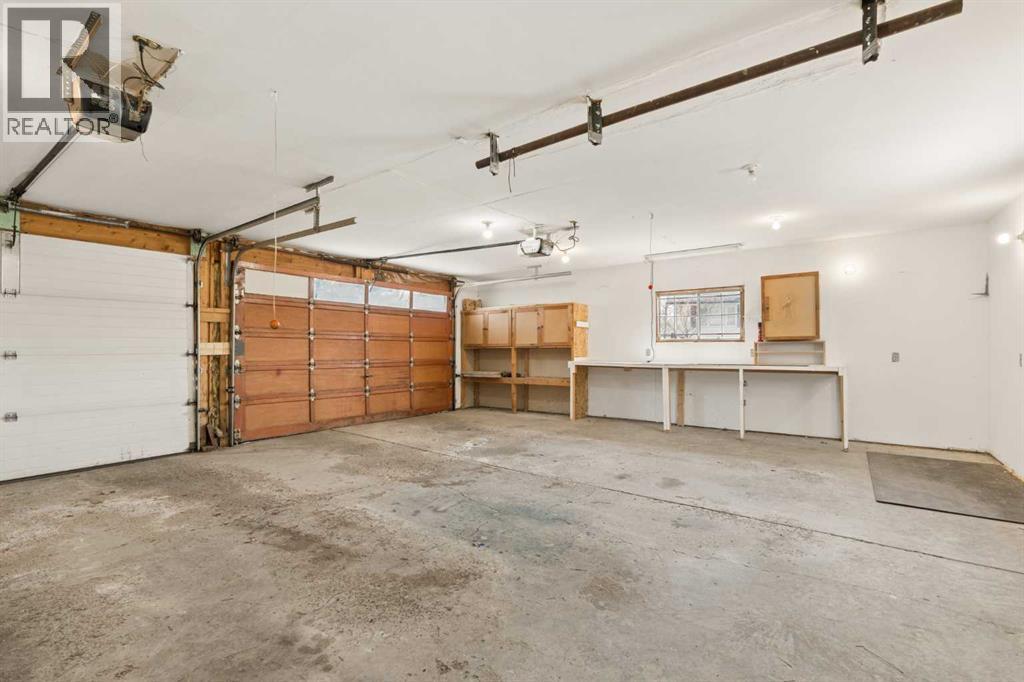 404 Manora Way NE - 34