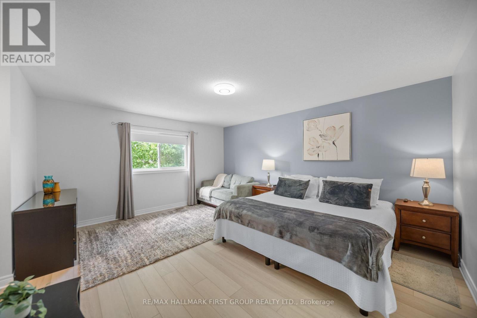 62 CACHET BOULEVARD - 34