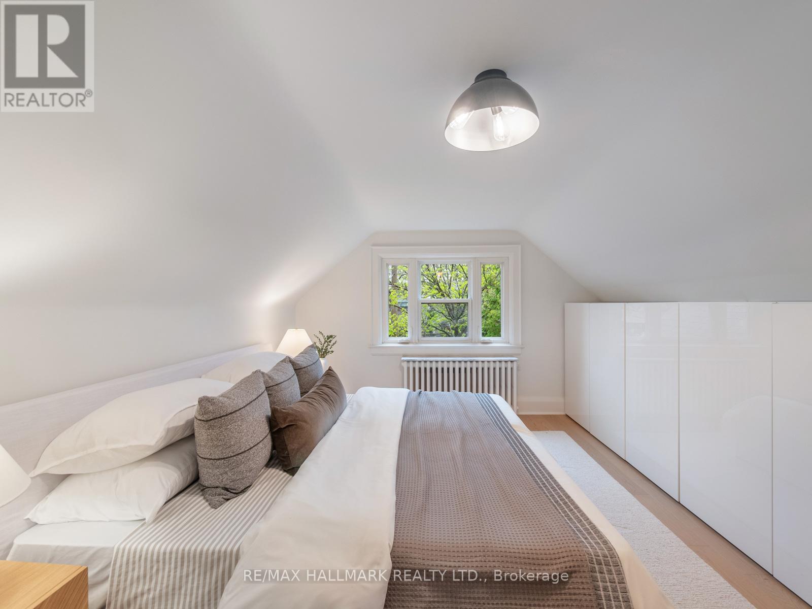 33 MORTIMER AVENUE - 20