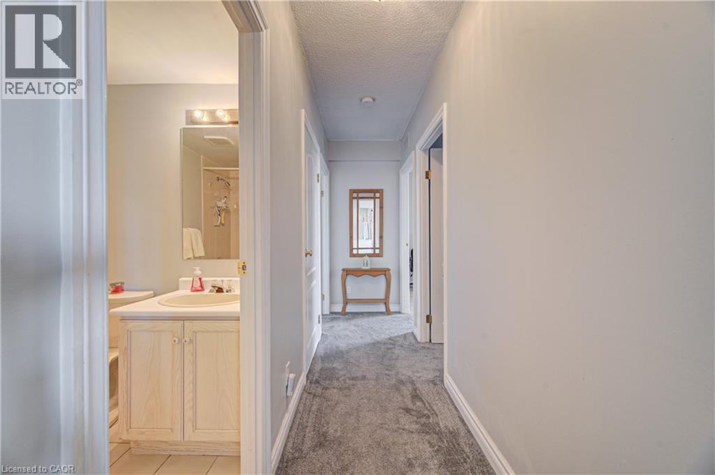 #702 688 PRESTON Parkway - 21