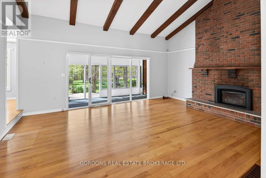 1380 SUNNYSIDE ROAD - 17