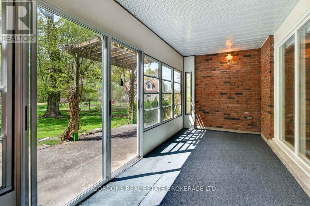 1380 SUNNYSIDE ROAD - 20