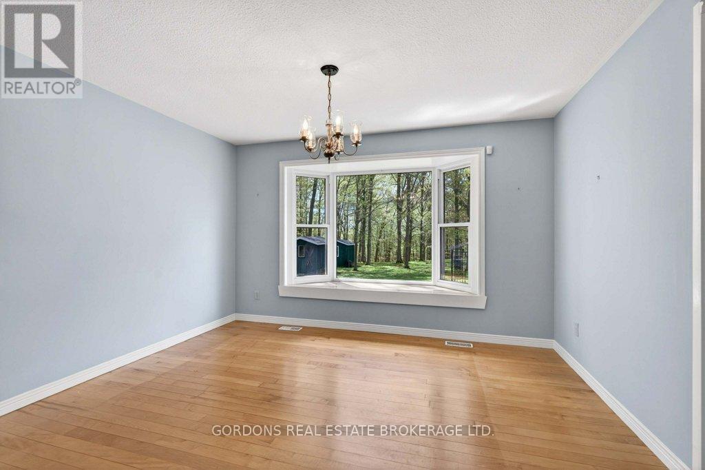 1380 SUNNYSIDE ROAD - 24